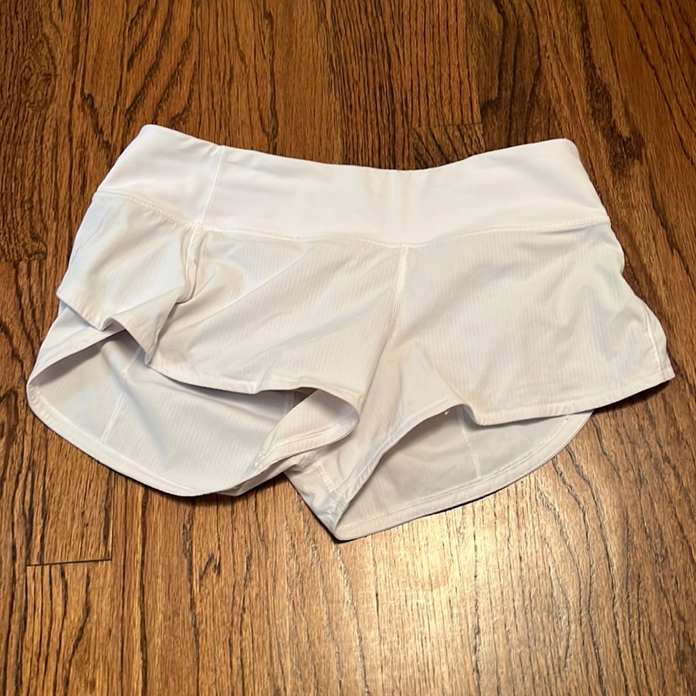 Like new lululemon speed up shorts